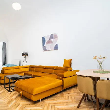 Apartment Luxapart I Beautiful Views With Breakfast *