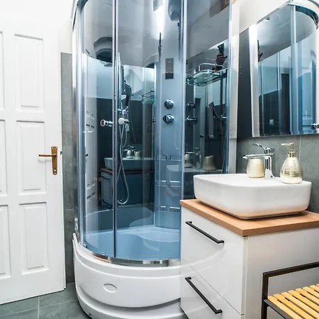 아파트 Luxapart I Beautiful Views With Breakfast 코시체